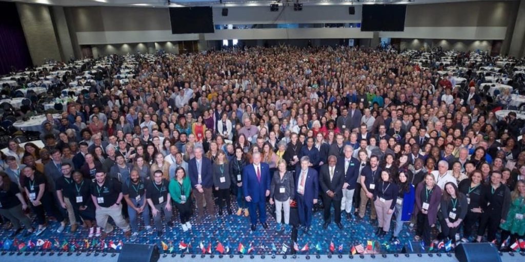 Frances Fay Going Green 2019 Speaker - Al Gore Climate Change
