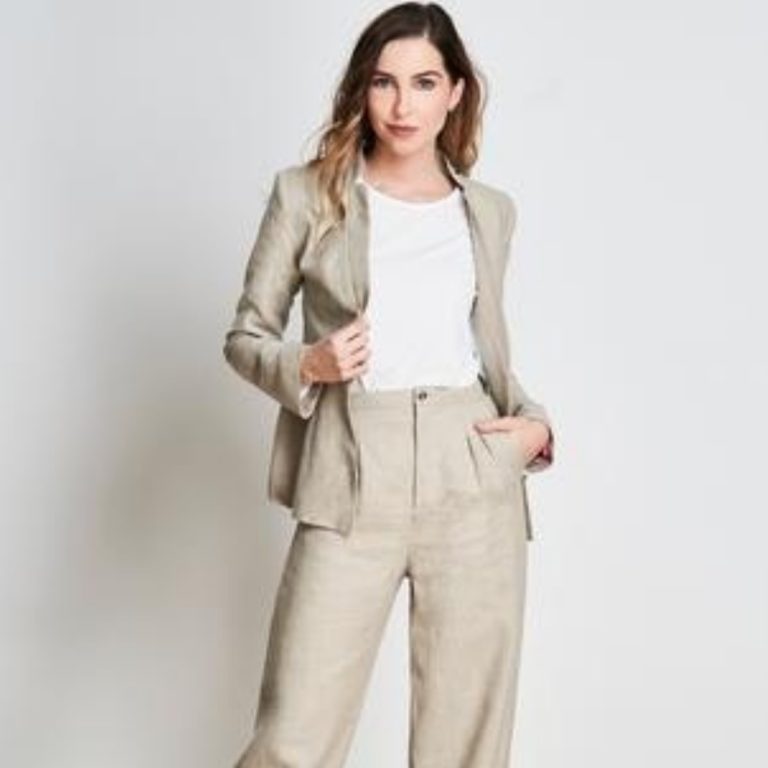 Ethical_Brand_Directory_GaiaDubos_PantSuit
