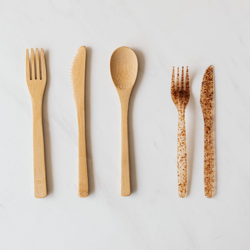 Reduce plastic pollution by using alternatives to plastic cutlery | Bamboo Cutlery