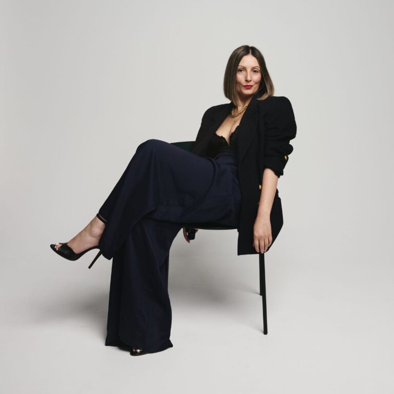 Roberta-Lee-The-Sustainable-Stylist-Style-Identity-Expert-London-Luxury-Styling- Founder of Ethical Brand Directory.