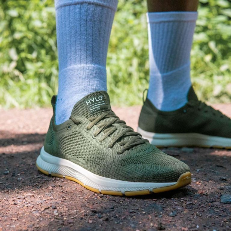 Vegan footwear for men - khaki green trainers - hylo athletics
